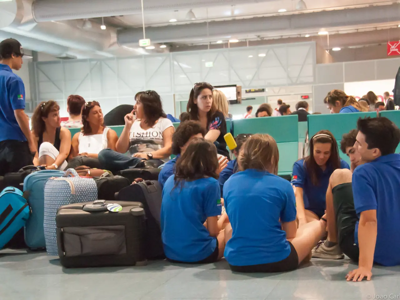 Sky Profits Soar: Record Earnings Revealed by Pulkovo Airport Management in 2024