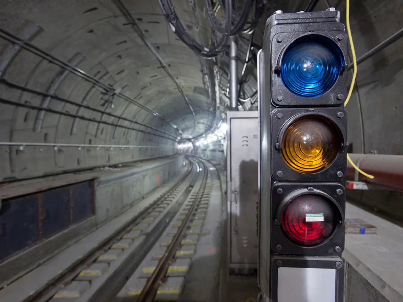 Senate and railroad collaborate to address subway issues