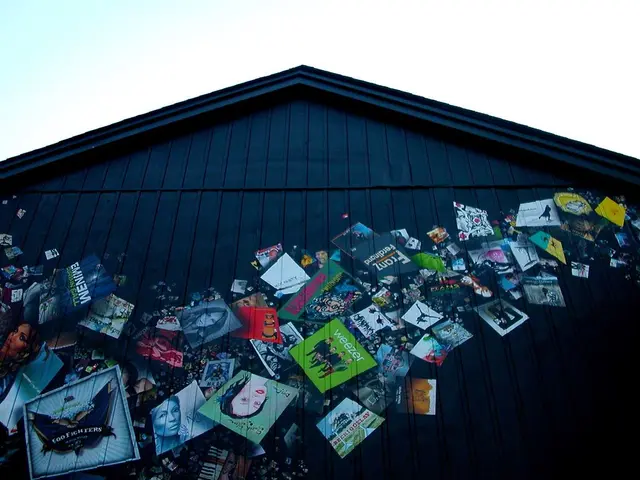 Significant Dip in 2008 Housing Prices: Quantifying the Decline