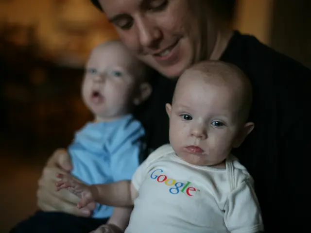 Legislators suggest boosting maternity grant to 1 million rubles for firstborn children