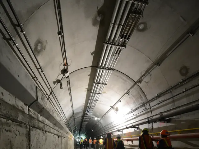 Rhine-Ferth Tunnel undergoes nightly maintenance shutdown in Düsseldorf