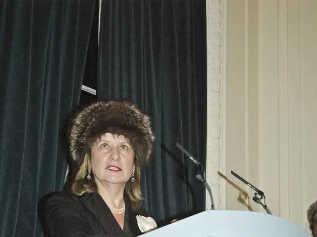 Finance Minister Discusses Saving Strategies in oe24.TV Interview