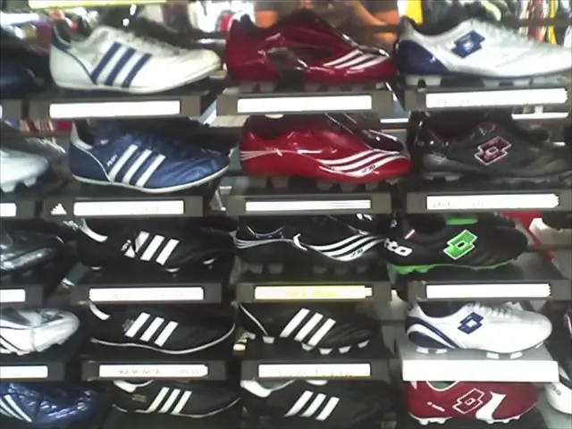 „Labour's proposed budget tax increase leads to Shoe Zone being forced out of business“