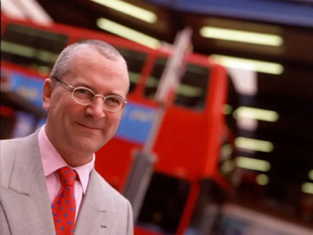 Tesla's Board Dismisses CEO Speculation; Musk Criticizes Unfounded Article