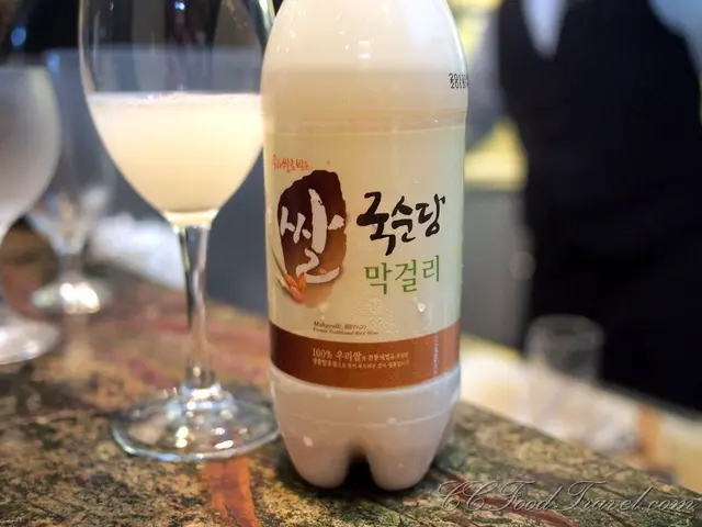 Symbolic, Abstract, and Psychological Aspects of Logo Design