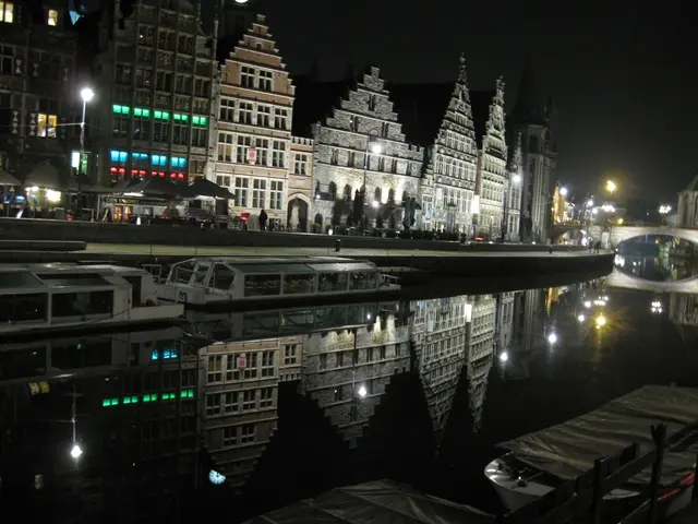 Bridge Link Between Sweden and Denmark Partially Operational After Waterproofing Road